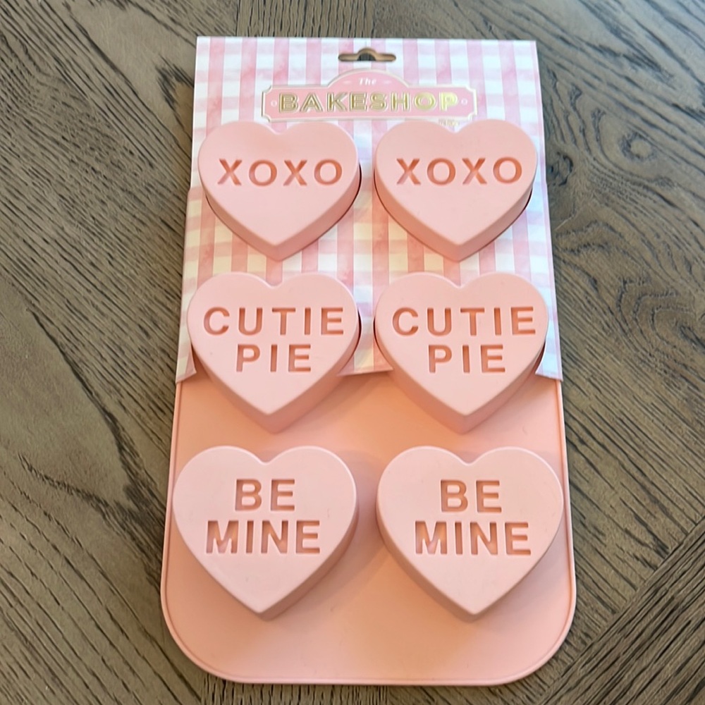 Masterclass Silicone Heart Shaped Mold Valentine’s Day Bakeware Pink Candy